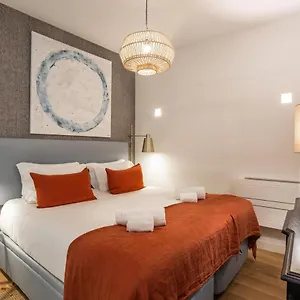  Apartment Chic Tailor Made Flat In Chiado